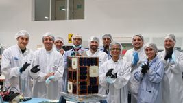 todo listo para el lanzamiento de atenea, el satelite hecho en la unlp que viajara a la luna
