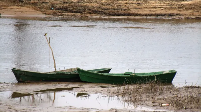 un hombre de 47 anos se arrojo a nadar al rio y murio ahogado