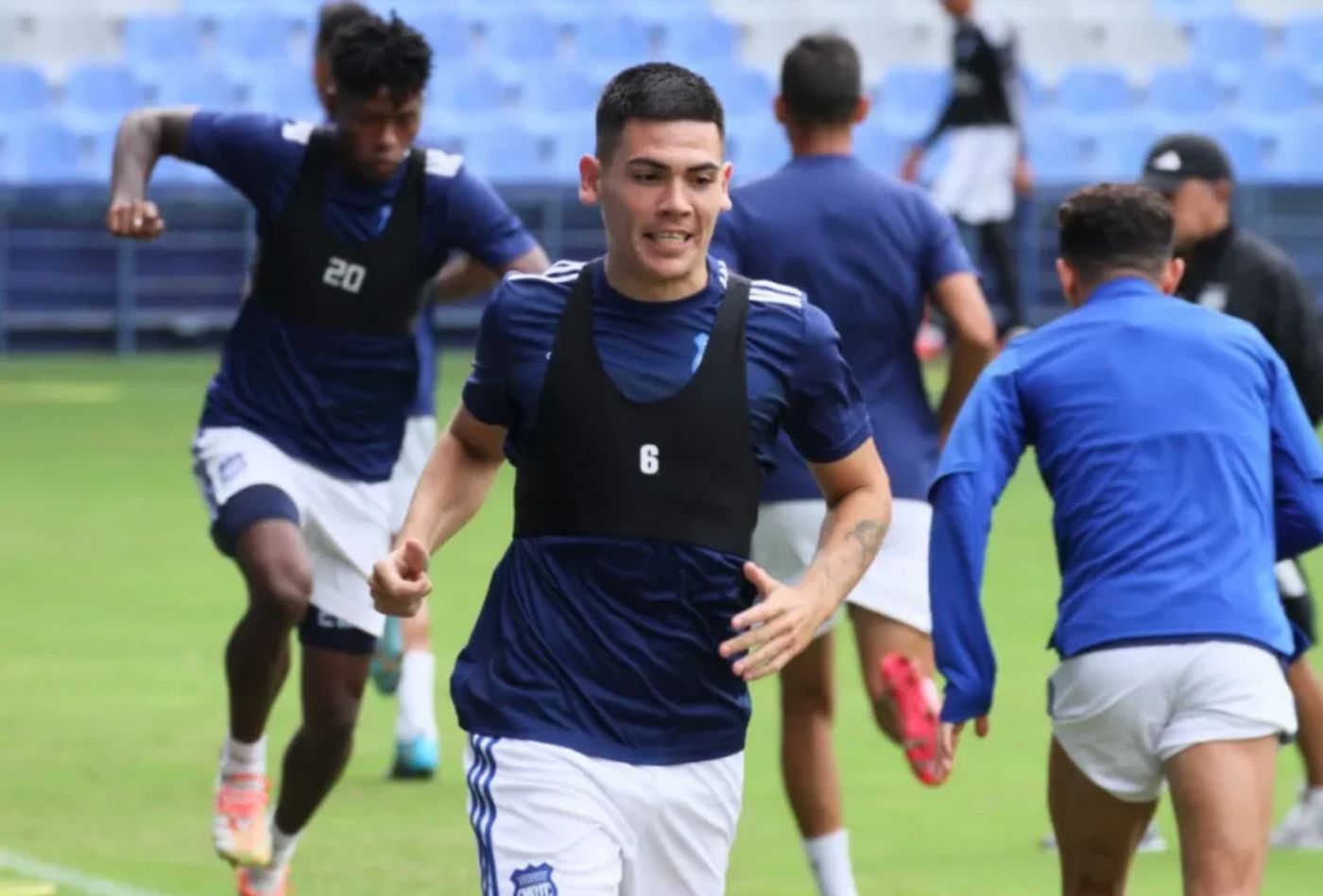 Gustavo Canto Gimnasia.jpg