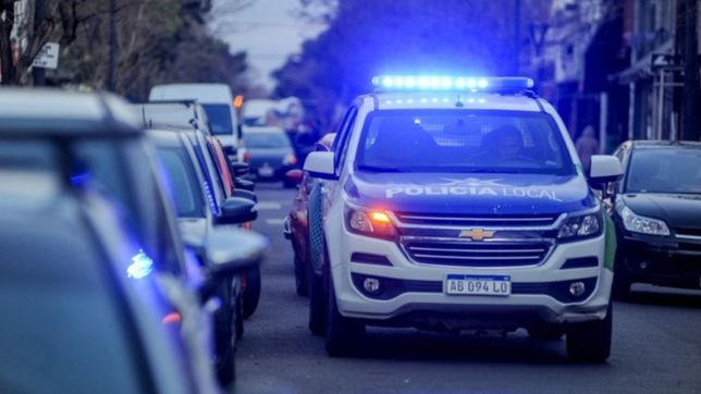 una joven festejaba sus 15 anos y su exnovio la violo con otros 9 amigos