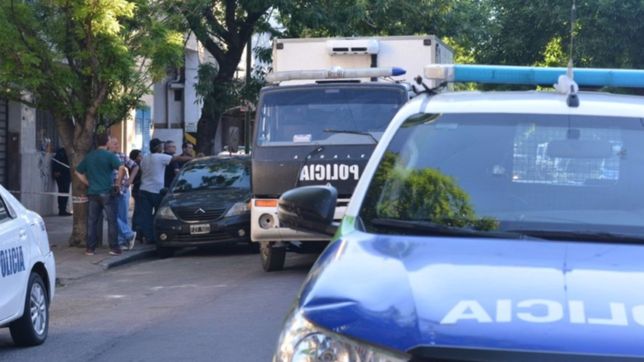 conmocion en la plata: encuentran muerto a un joven de 31 anos