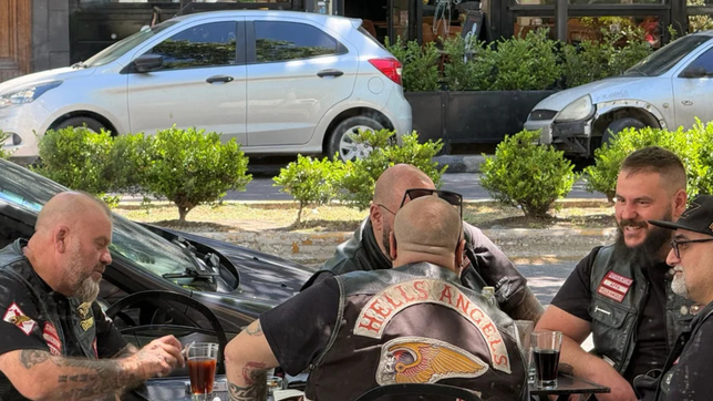 los hells angels aparecieron en la plata y causaron gran sorpresa en el centro