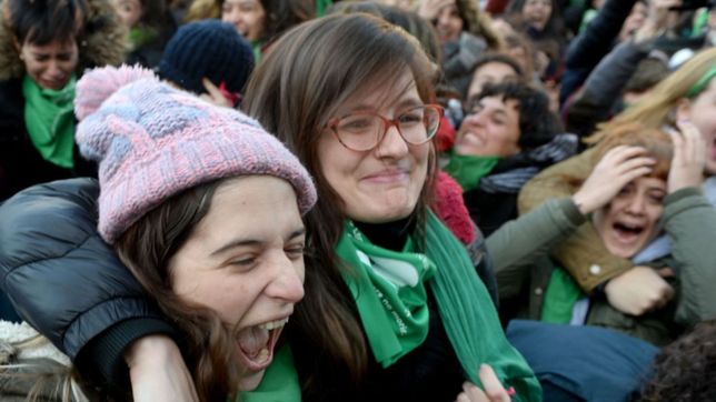 historica votacion: diputados aprobo el proyecto del aborto legal y ahora define en senado