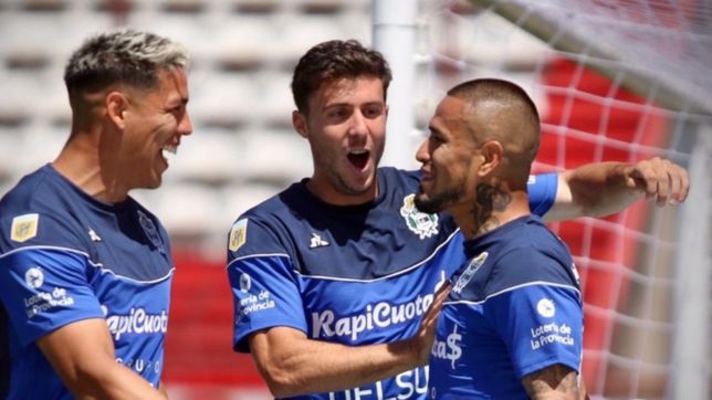 gimnasia seguira utilizando la misma ropa en el arranque del campeonato