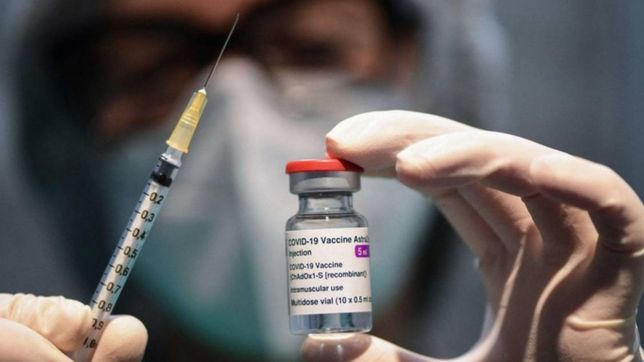 habilitan la vacunacion libre para mayores de 45 anos