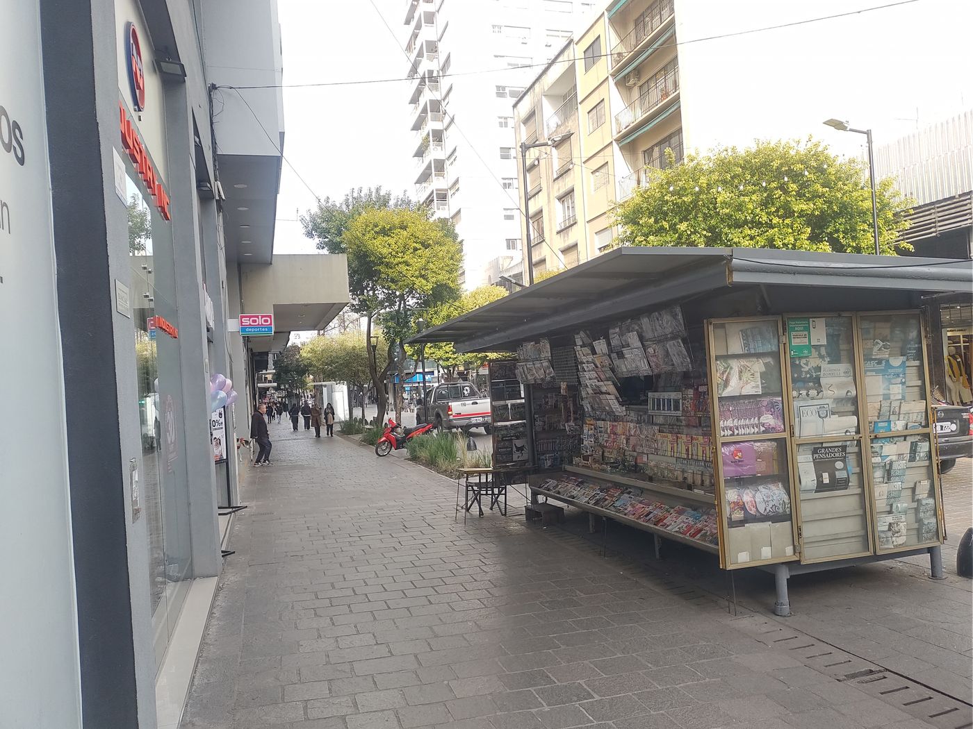 Los viejos puestos de diarios y revistas serán reemplazados en el centro de La Plata.