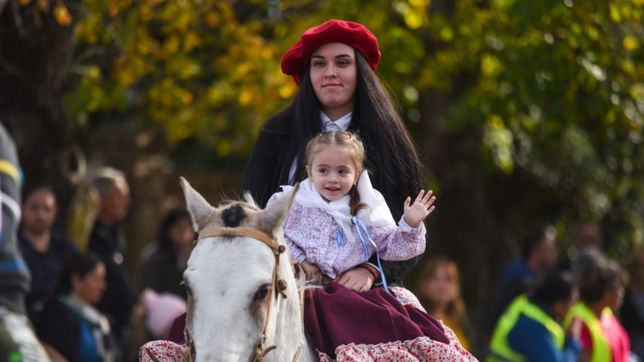 con una correcaminata, feria y desfile, city bell celebra durante 3 dias sus 110 anos