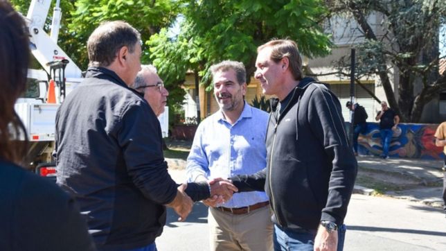 con ritmo de campana, garro recorrio barrios de la plata junto a ritondo