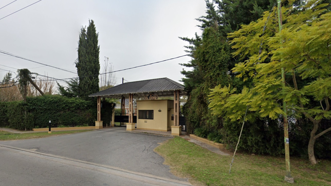 vaciaron la casa de un empresario en un barrio privado de gonnet