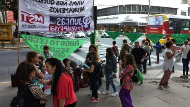 #martesverde en 7 y 49 por la legalizacion del aborto