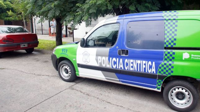 rompieron la puerta de una casa de la loma, encerraron a la duena y le robaron $100.000
