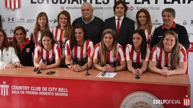 dia historico para las pinchas: ocho jugadoras de estudiantes firmaron un contrato profesional