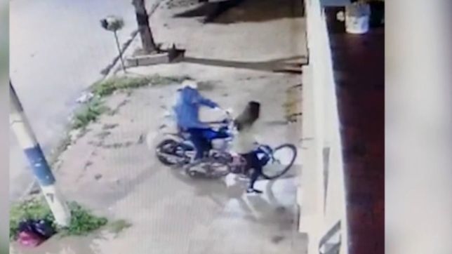 video: un nuevo ataque motochorro pone en alerta a los vecinos de el mondongo