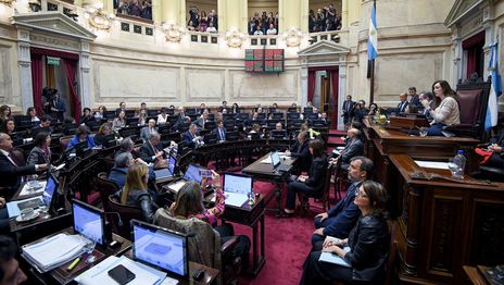 El Gobierno acelera las negociaciones para aprobar la Reforma Laboral en el Senado El Gobierno acelera las negociaciones para aprobar la Reforma Laboral en el Senado