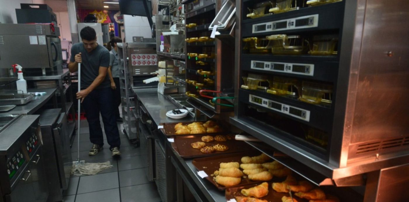 1550238963065.jpg?oh=998&y=80&width=1493&rotate=0&scaleY=1&x=4&height=746&scaleX=1&ow=1500&&cw=1920&ch=950