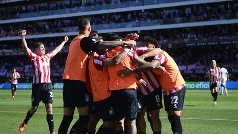 Un jugador de Estudiantes cobró una deuda millonaria de su ex equipo Un jugador de Estudiantes cobró una deuda millonaria de su ex equipo