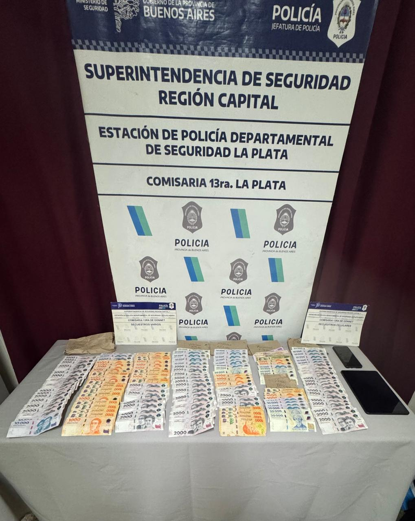 Los elementos incautados tras el robo en Gonnet.