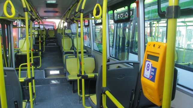 choferes de micros lanzaron un sorpresivo paro en el sur del conurbano bonaerense