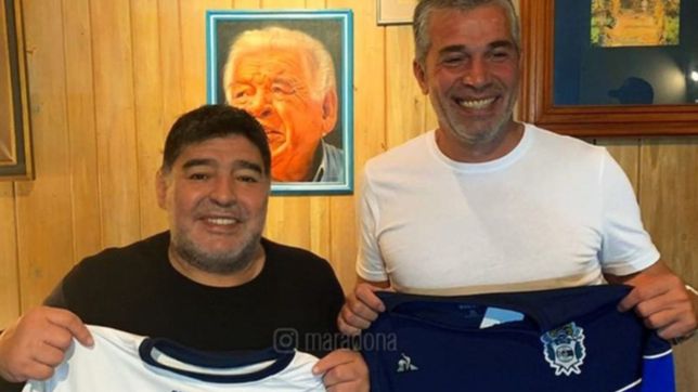 pellegrino se reunio con maradona: esta muy enchufado con todo lo que es gimnasia
