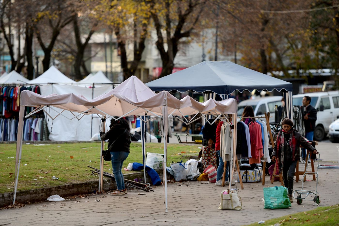plaza italia obras remodelacion tapado lona venta ambulante feria-0018.JPG