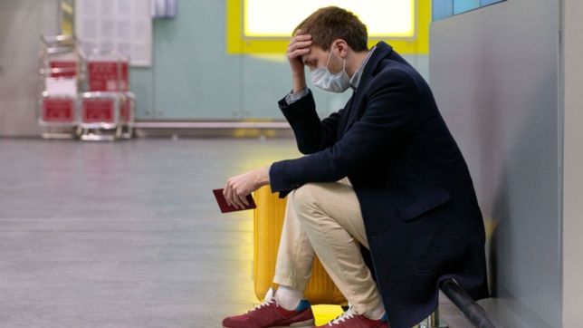 ¿cual es el sintoma mas comun y caracteristico de la cepa omicron del covid-19?