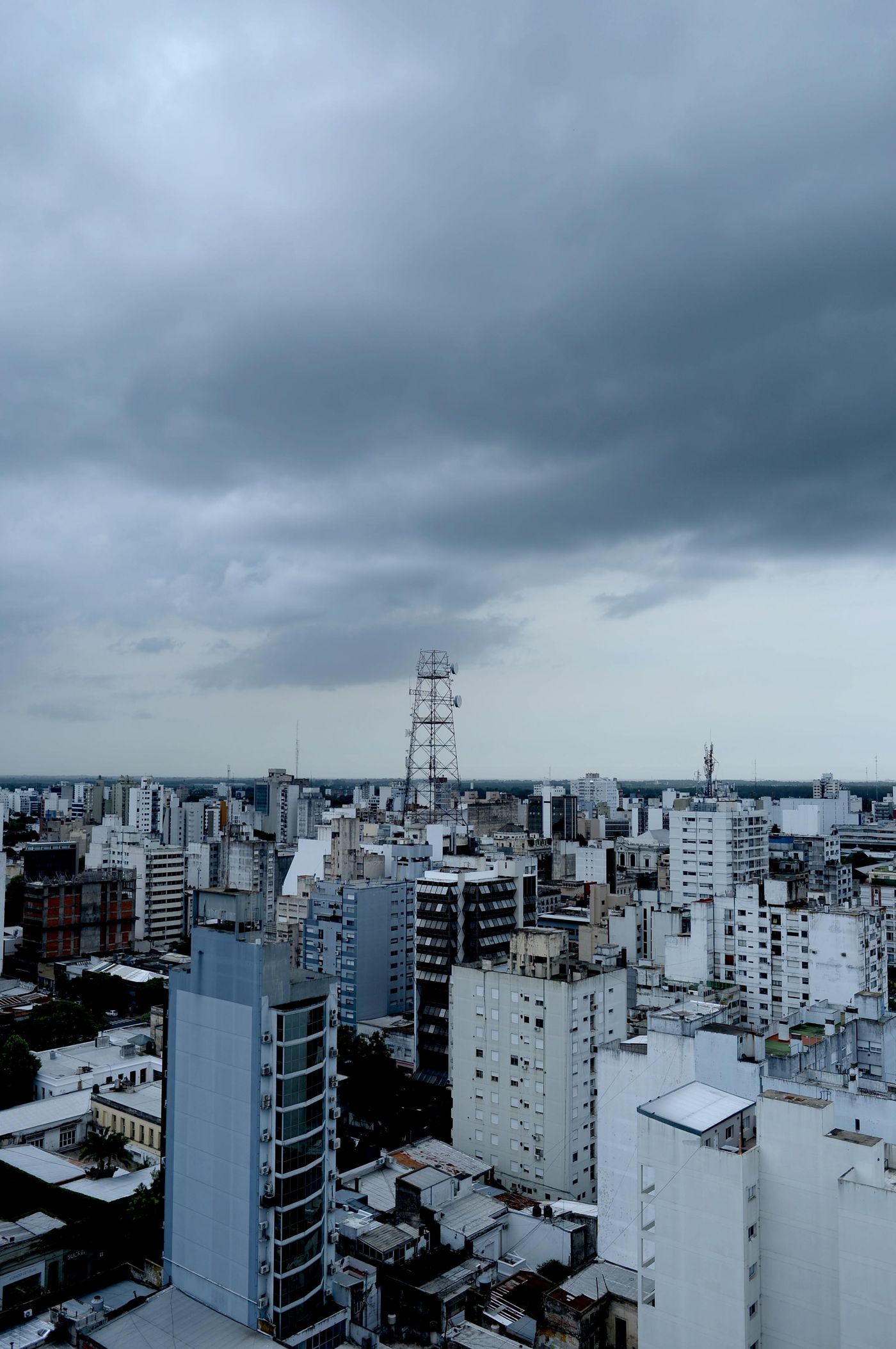 El primer día del 2025 transcurrirá inestable y con probabilidades de tormentas aisladas.