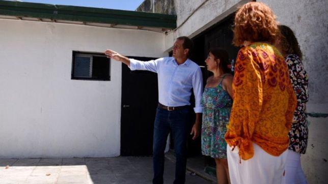 garro recorrio la escuela que prendieron fuego en melchor romero