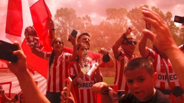 los hinchas despediran al plantel antes del clasico platense con un banderazo en city bell