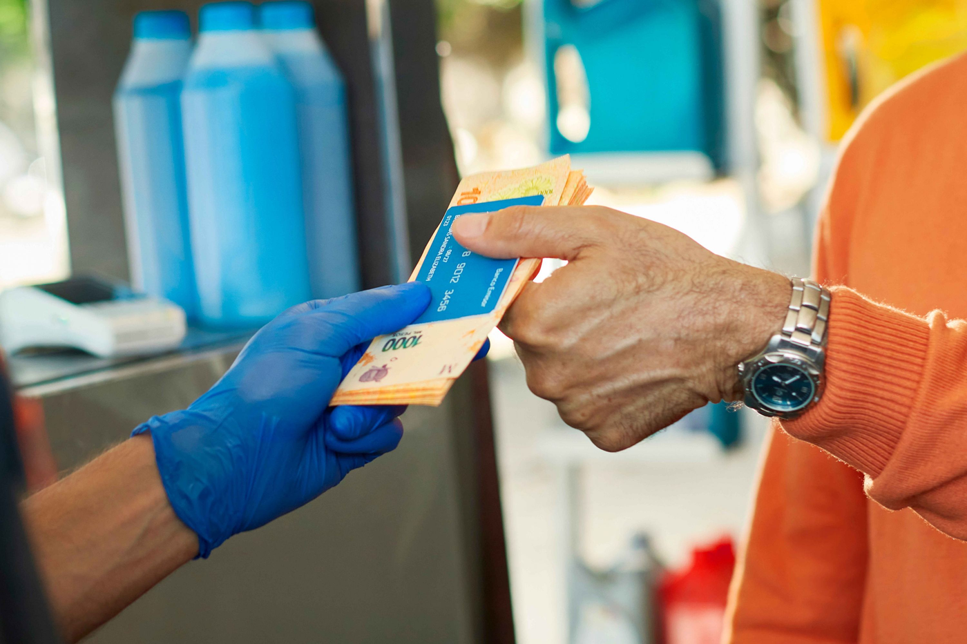 dinero extracción efectivo.png