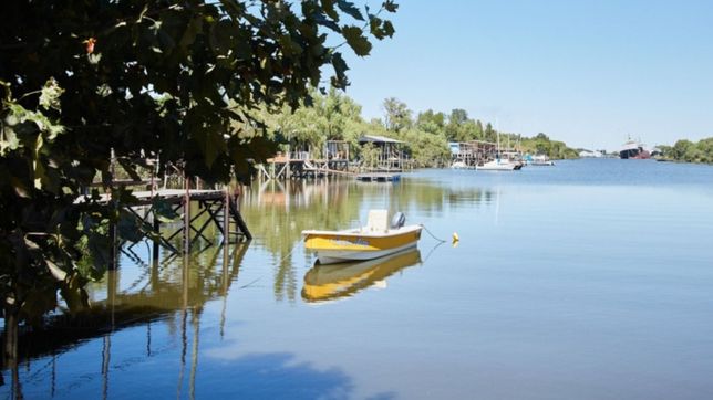 un joven se metio al rio de la plata en una zona prohibida y se ahogo