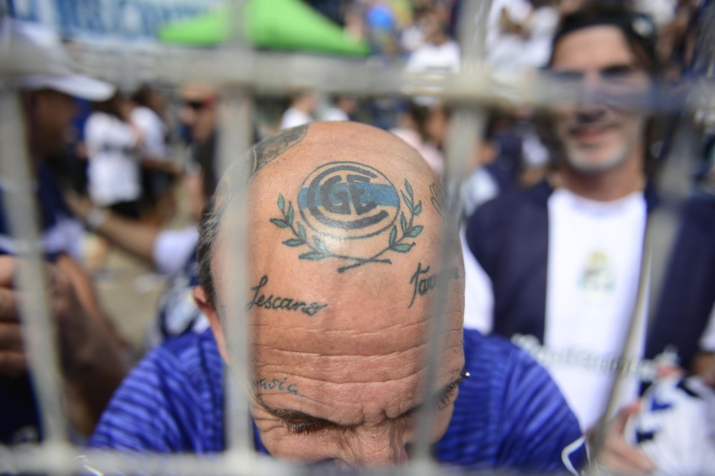 Gimnasia Estudiantes clásico hinchas 3