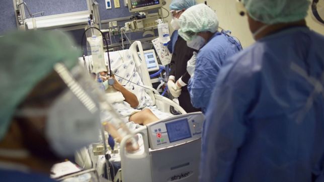 record de contagios de coronavirus: confirman 18.326 casos nuevos en argentina