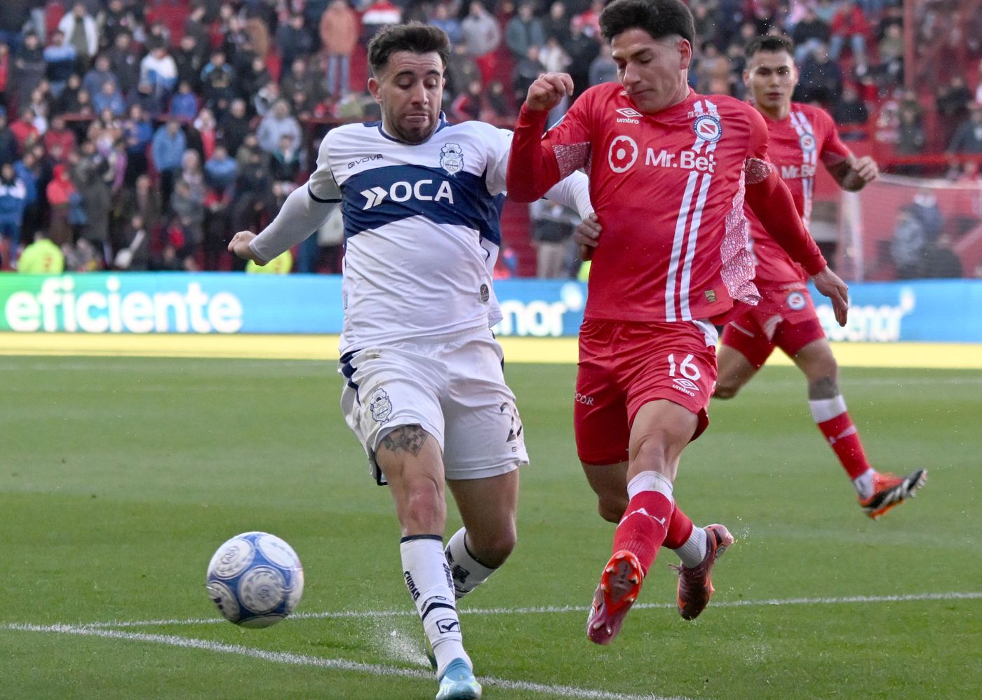 Gimnasia viene de igualar con Argentinos Juniors.