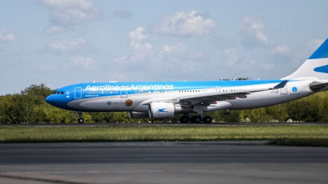 llega el decimosegundo vuelo de aerolineas desde moscu con mas vacunas sputnik v