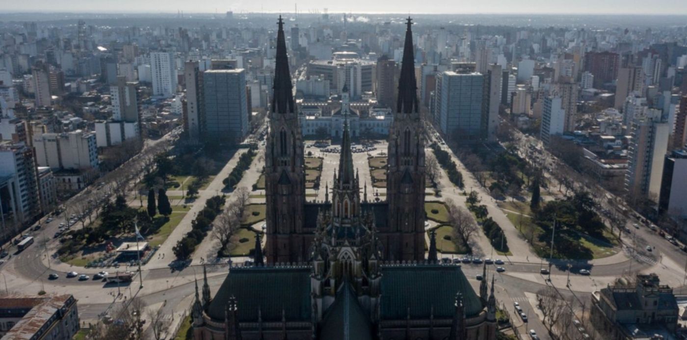 1535454566075.jpg?ow=1500&oh=842&y=96&rotate=0&scaleY=1&scaleX=1&x=18&width=1477&height=739&&cw=1920&ch=950