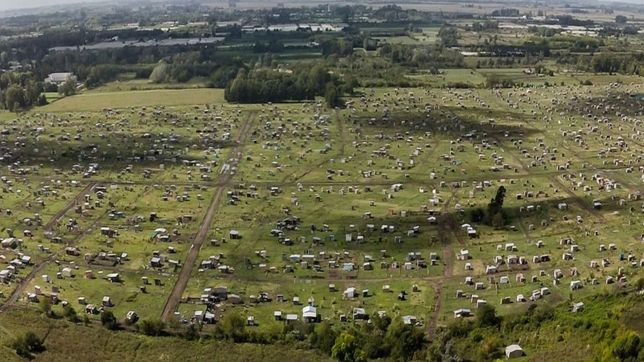 la impactante imagen aerea de la toma de los hornos un ano despues de su inicio