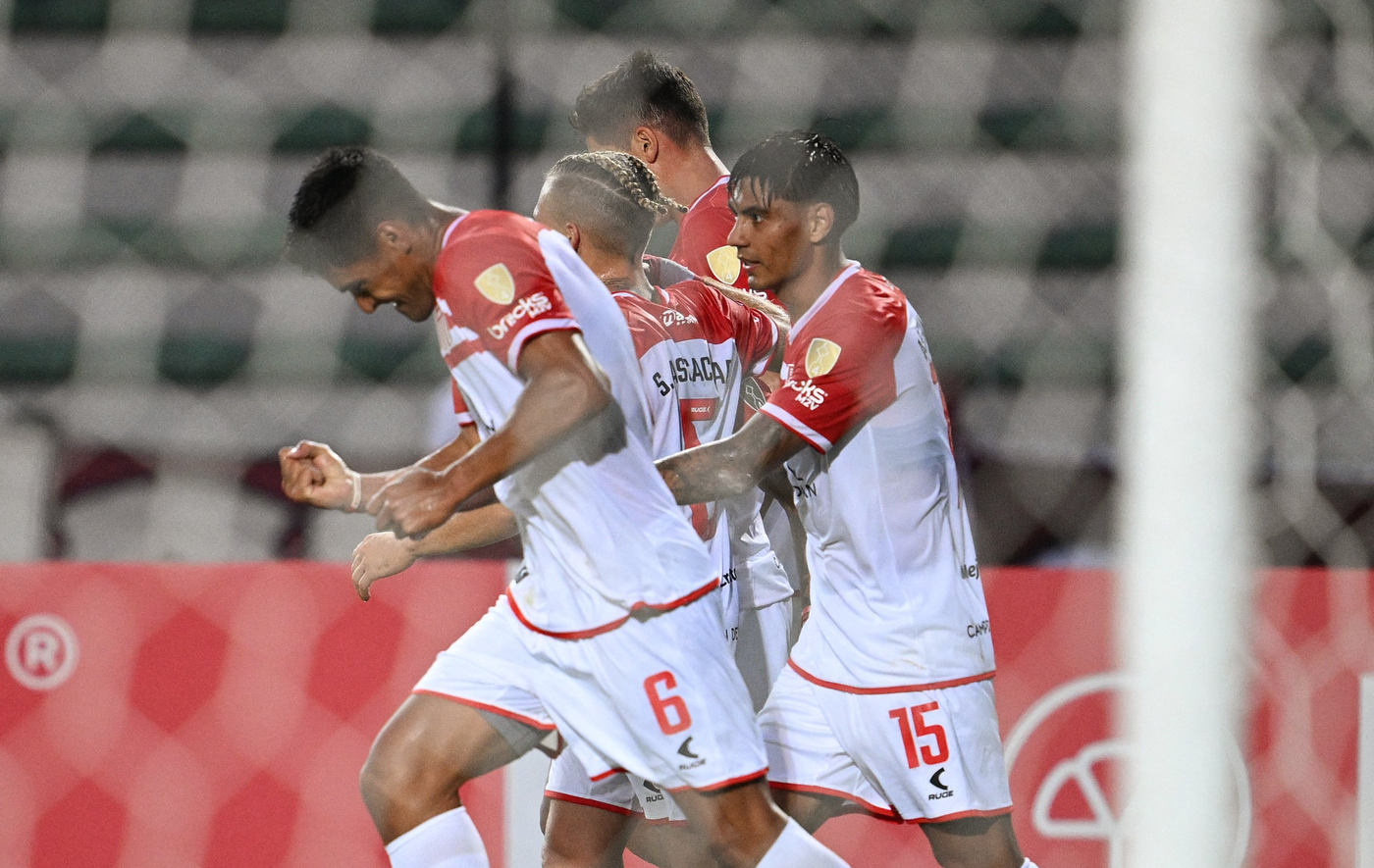 Estudiantes ganó en la fecha 1 ante Carabobo en Venezuela
