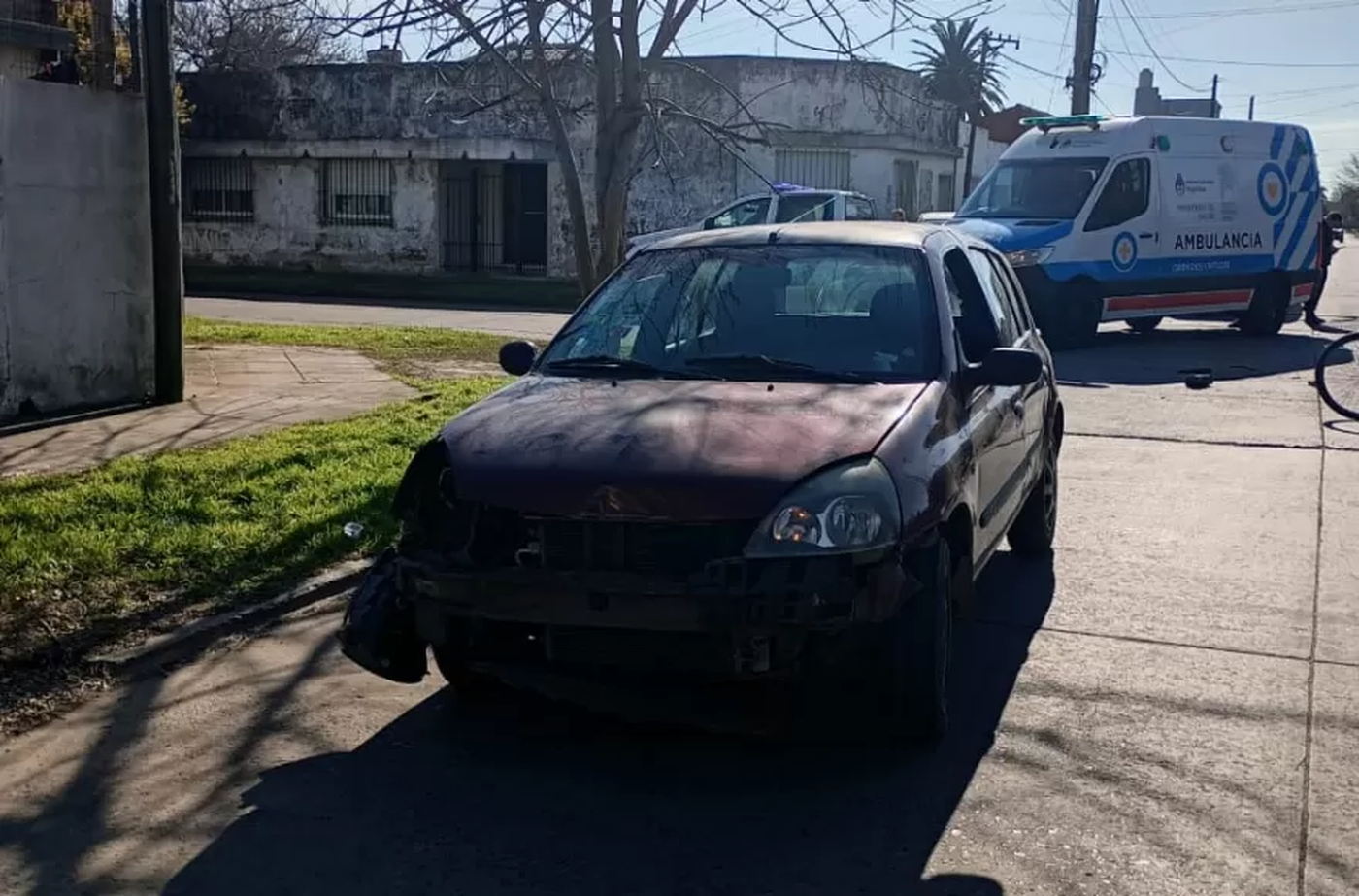 As&iacute; qued&oacute; uno de los veh&iacute;culos que protagoniz&oacute; el fuerte accidente en Berisso