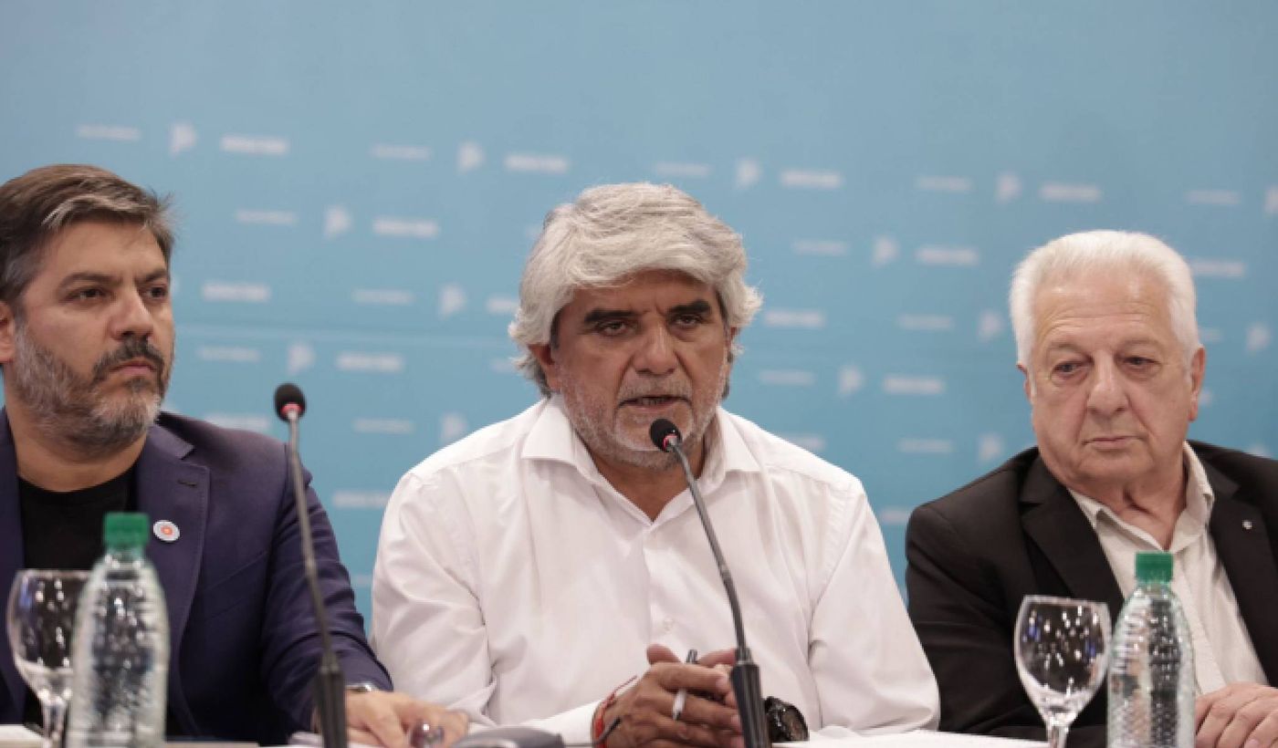 El ministro de Trabajo, Walter Correa, present&oacute; un duro documento con el que la Provincia sent&oacute; postura sobre la reforma laboral