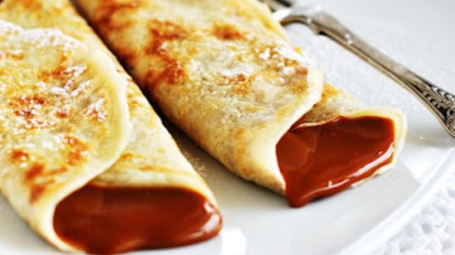 por el dia nacional del panqueque, un local platense vende los de dulce de leche a $1