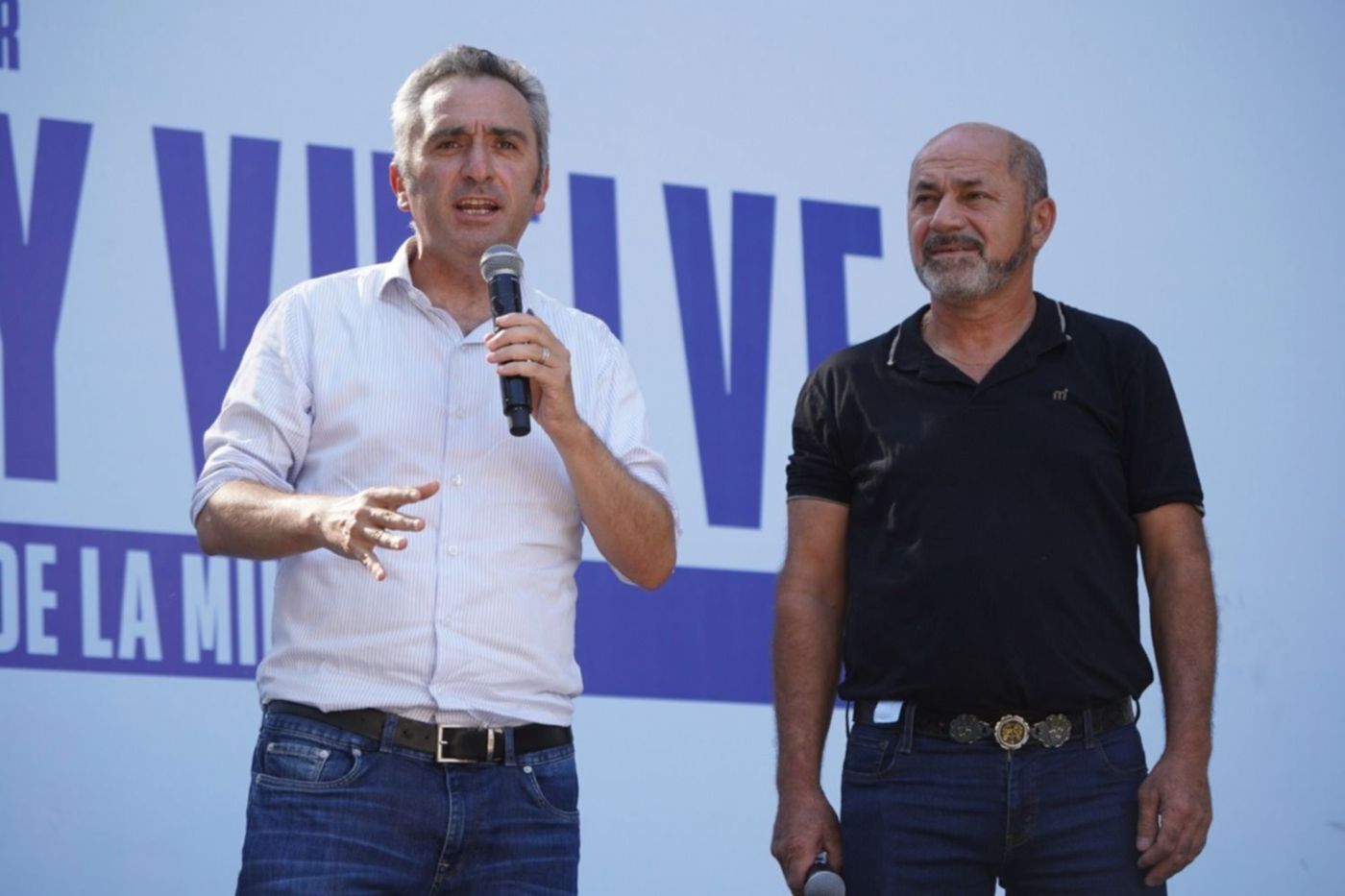 Plenario Luche y Vuelve  Máximo Kirchner - Plenario Luche y Vuelve  Máximo Kirchner Secco y Larroque