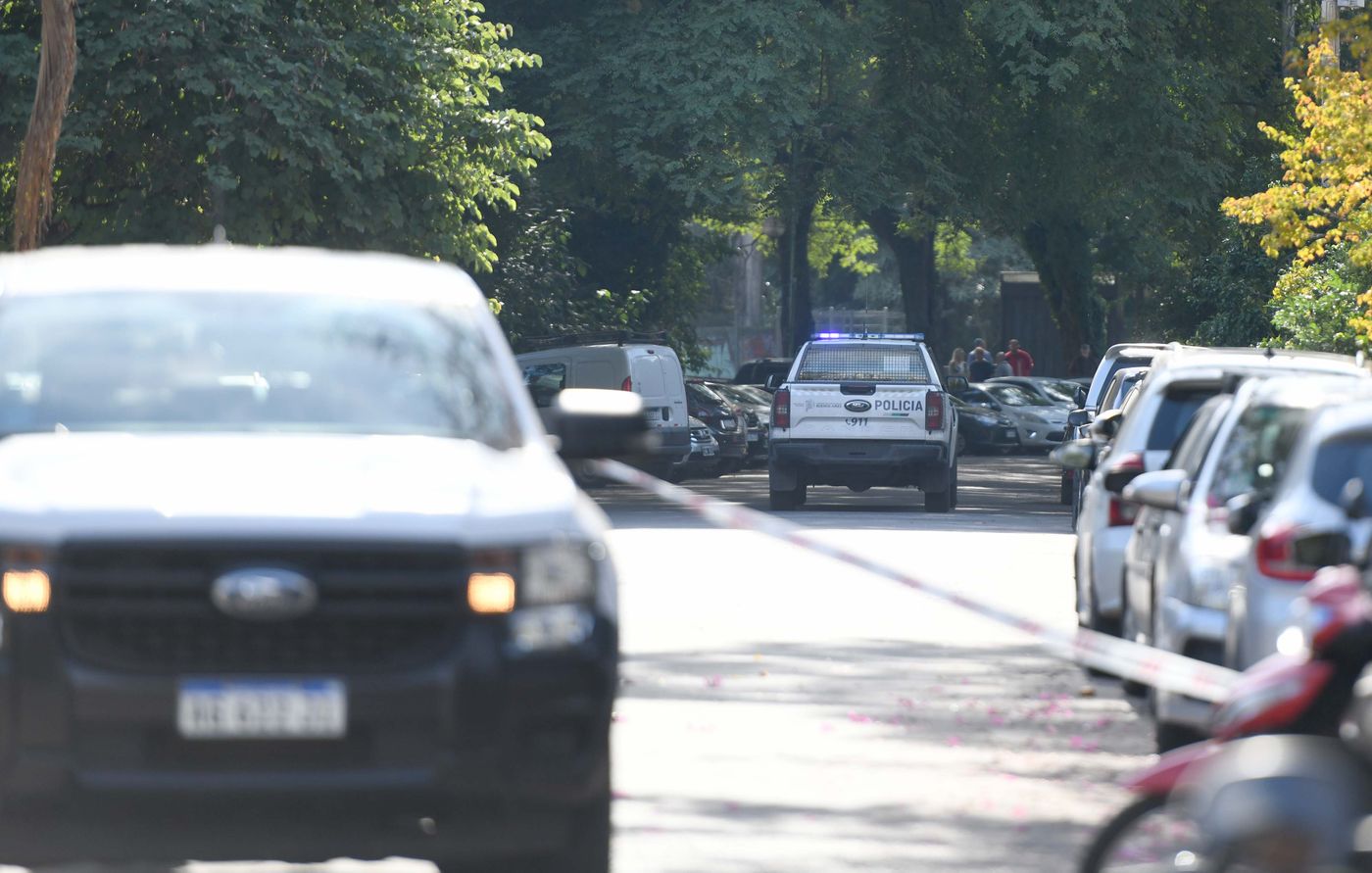Operativo por la bebé muerta en la Facultad de Arquitectura (1)