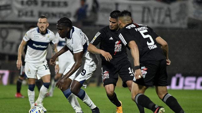 gimnasia perdio ante riestra y volvio a quedar en deuda