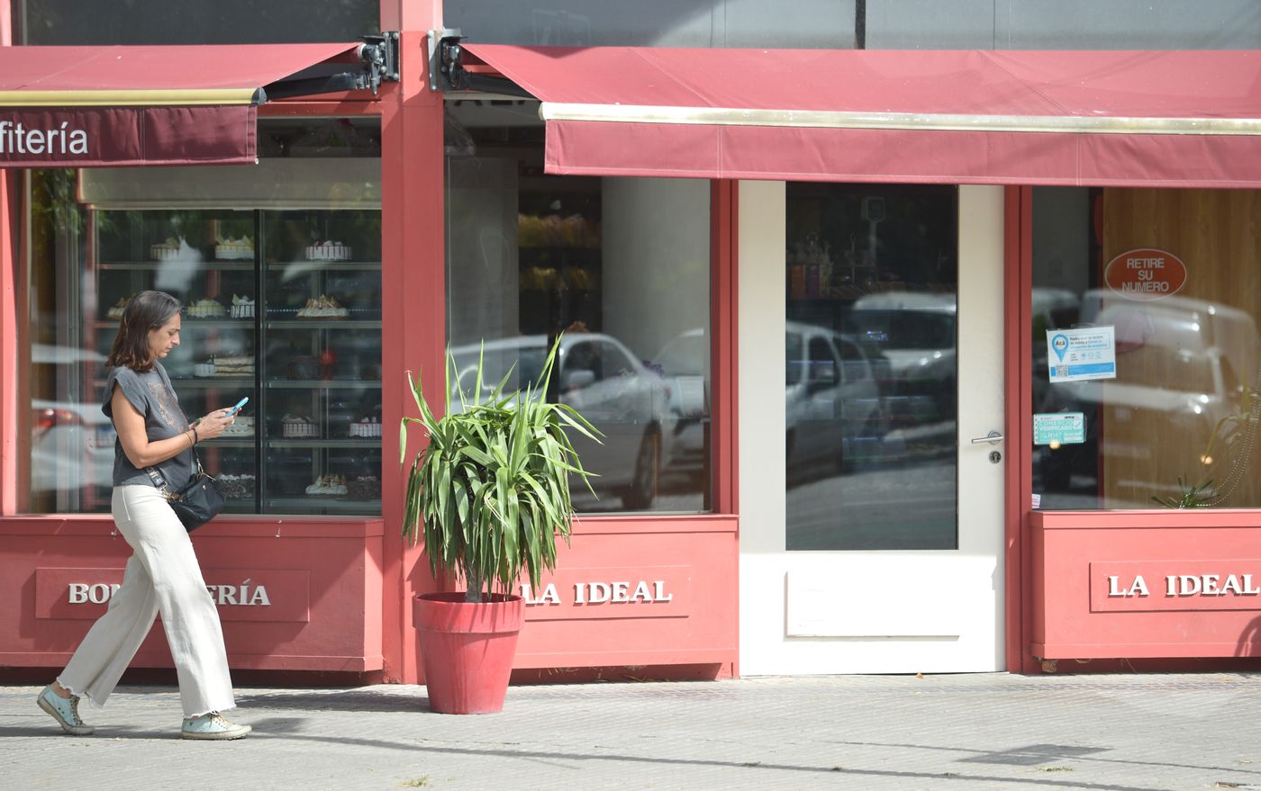 Confitería La Ideal (4)