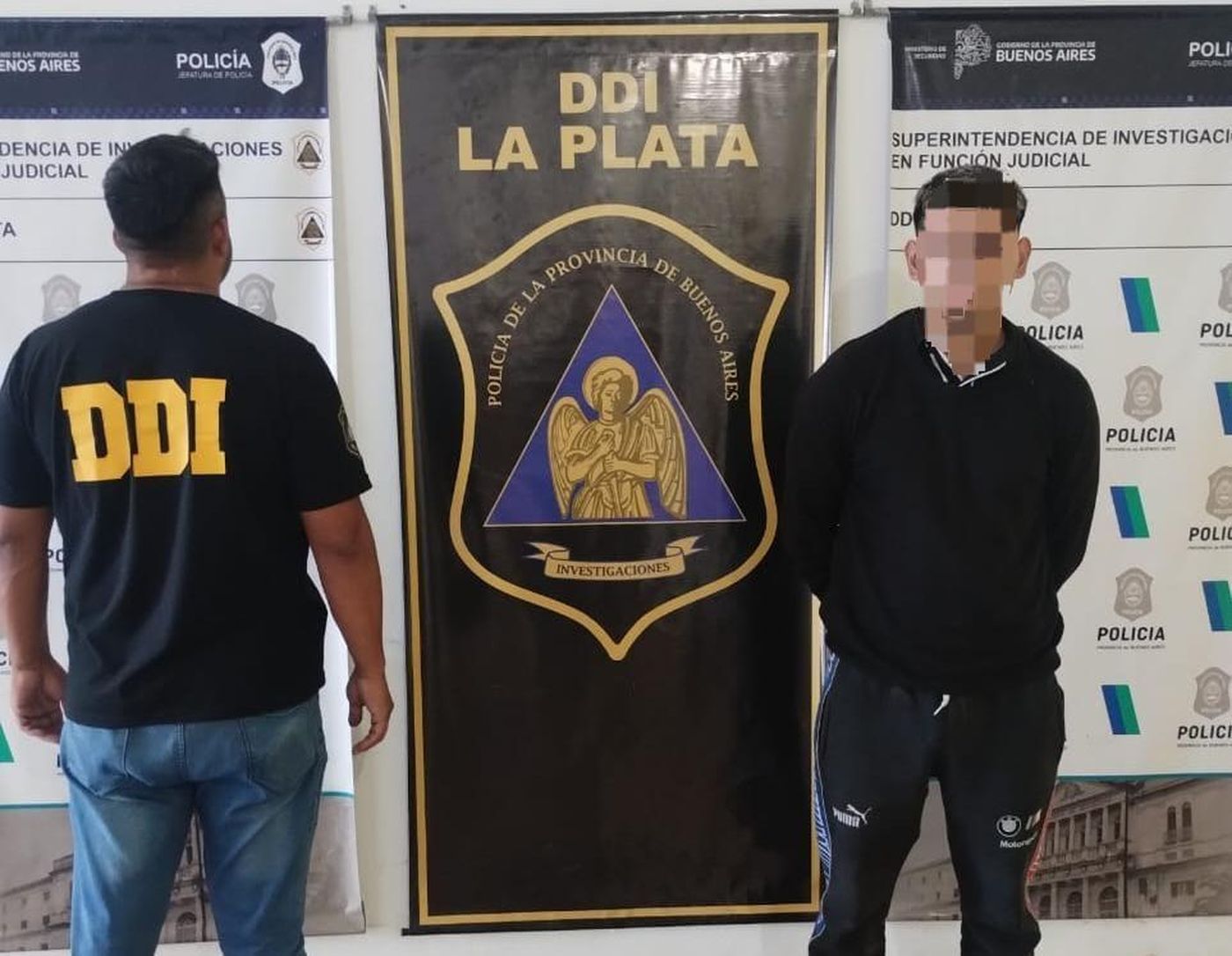 Tras ser detenido, el acusado fue trasladado a la sede de la DDI La Plata