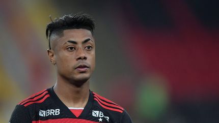 Conmebol abrió un expediente disciplinario contra Bruno Henrique por los gestos a la hinchada de Estudiantes