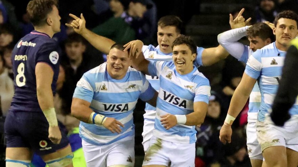 Los Pumas lograron una épica remontada y vencieron a Escocia