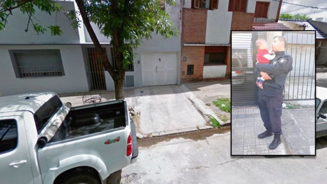 bajo a hacer tramites, se olvido a su bebe en el auto y lo tuvo que rescatar la policia