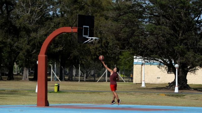 con mucho viento y maximas de mas de 20°c, la primavera dice presente en la plata