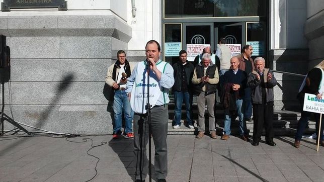 homenajearan en la plata a un reconocido dirigente bancario bonaerense a dias de su muerte
